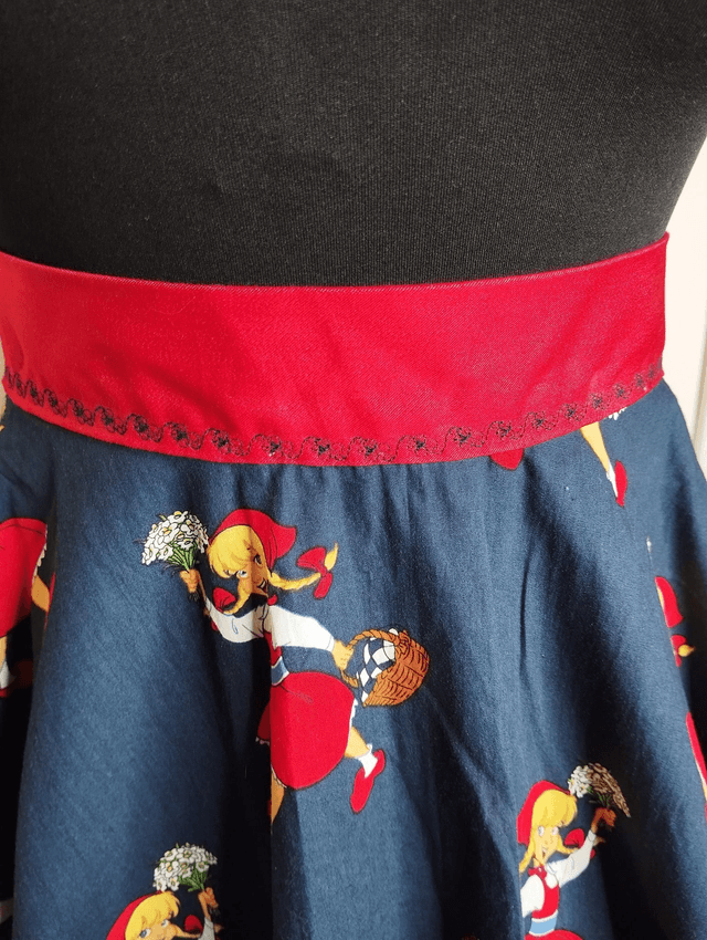Jupe Modèle Le petit chaperon rouge T42