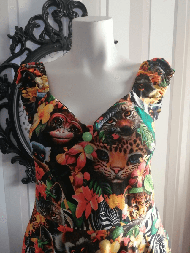 Robe Lily Modèle Jungle T46/50