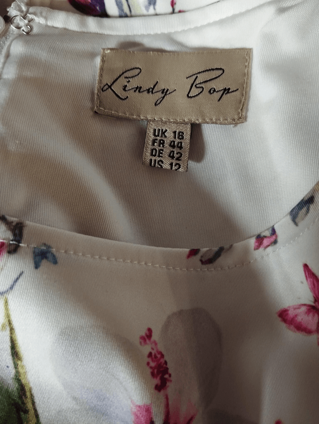 Robe Lindy Bop Audrey Watercolour Bouquet T44