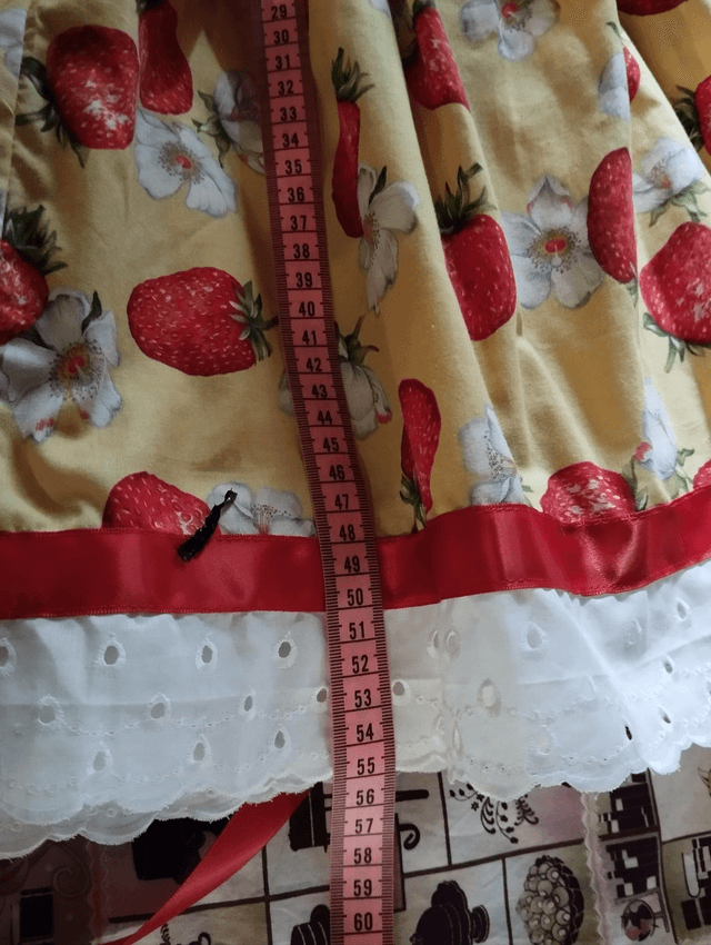 Jupe Modèle Strawberry T44