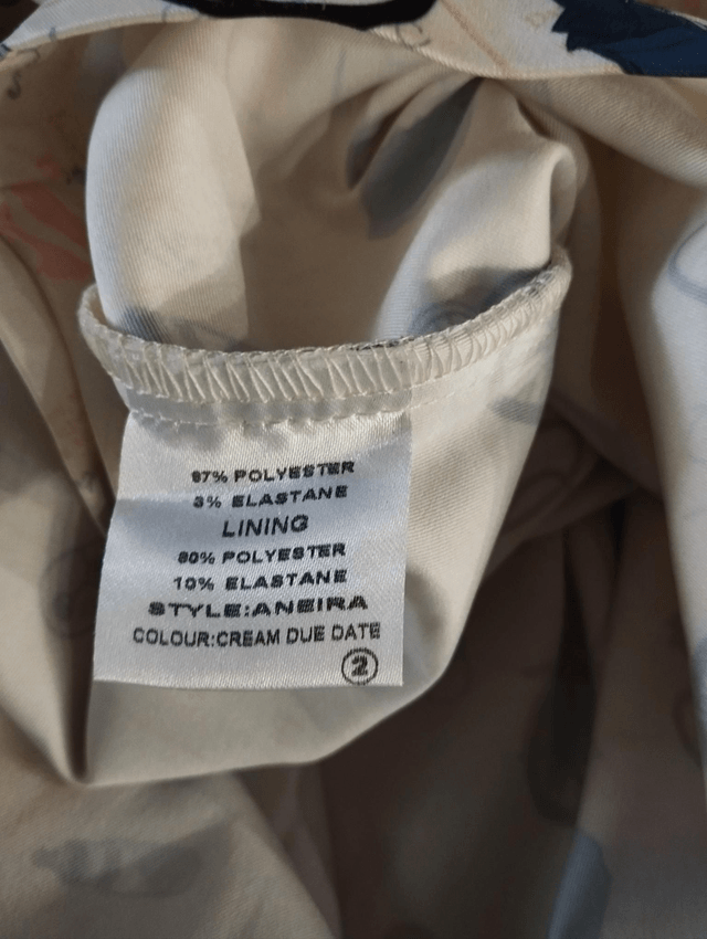 Robe Lindy Bop Aneira Cream Due Date T44