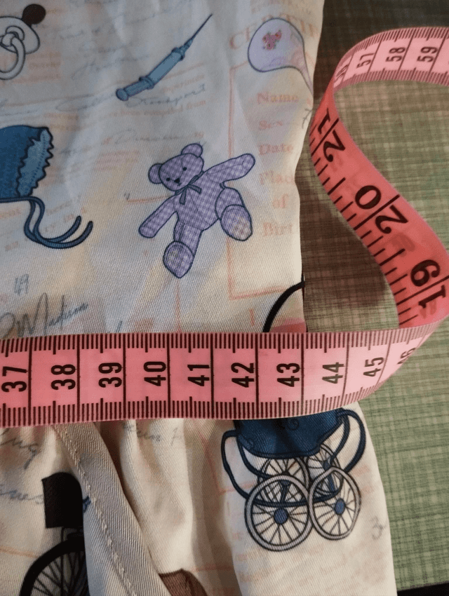 Robe Lindy Bop Aneira Cream Due Date T44