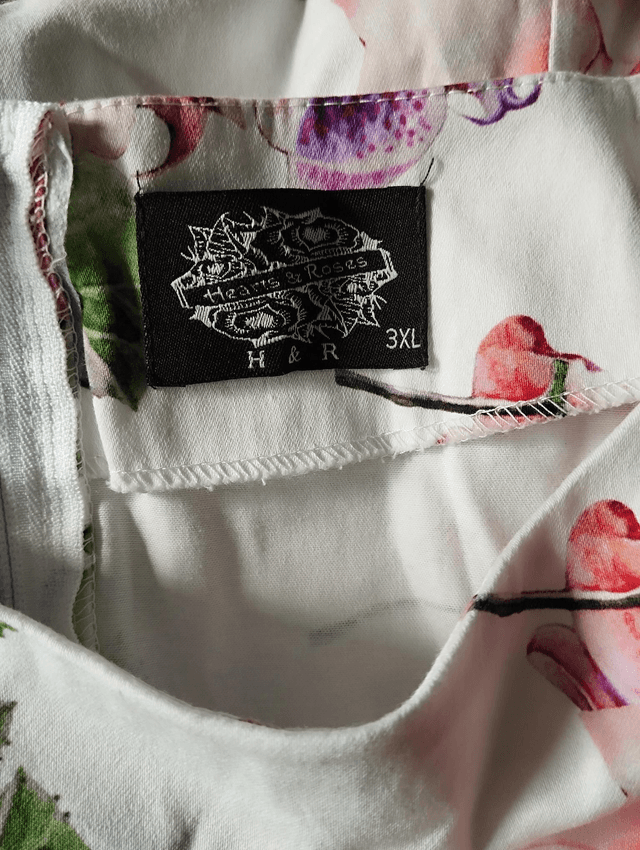 Robe Hearts & Roses swing floral T46