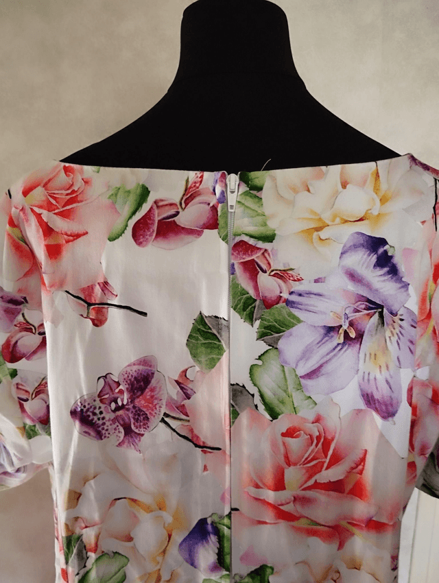Robe Hearts & Roses swing floral T46