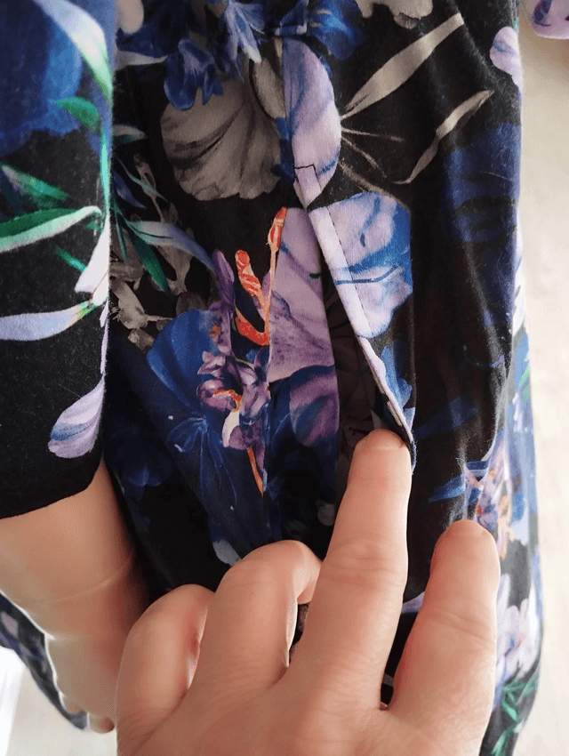 Robe Hearts&Roses Faye Floral 50's Swing Black Purple T44
