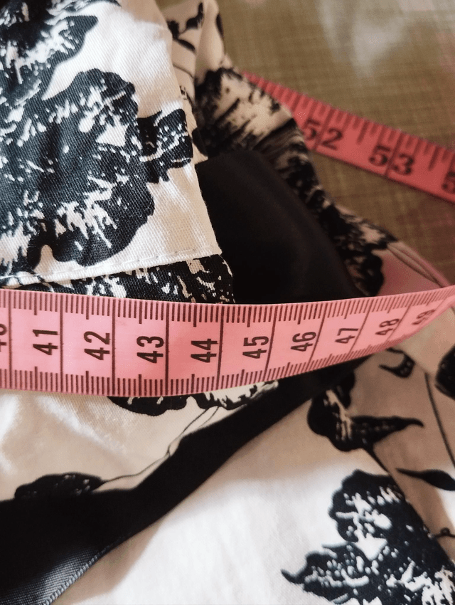 Robe Hearts Roses Floral Print Circle T46