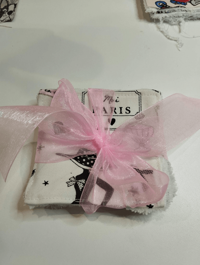 Lot de 5 lingettes nettoyantes La petite robe noire 