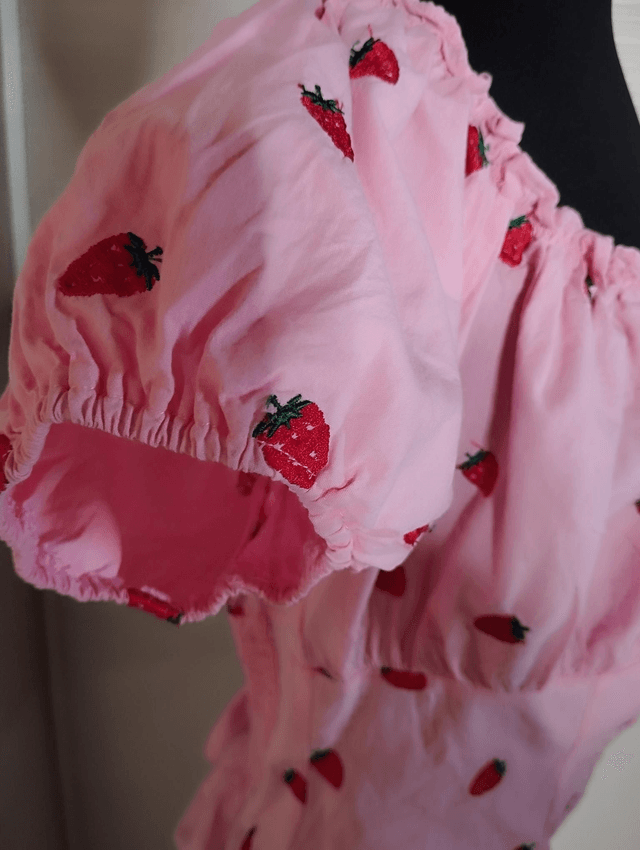 Blouse Collectif Strawberry T44