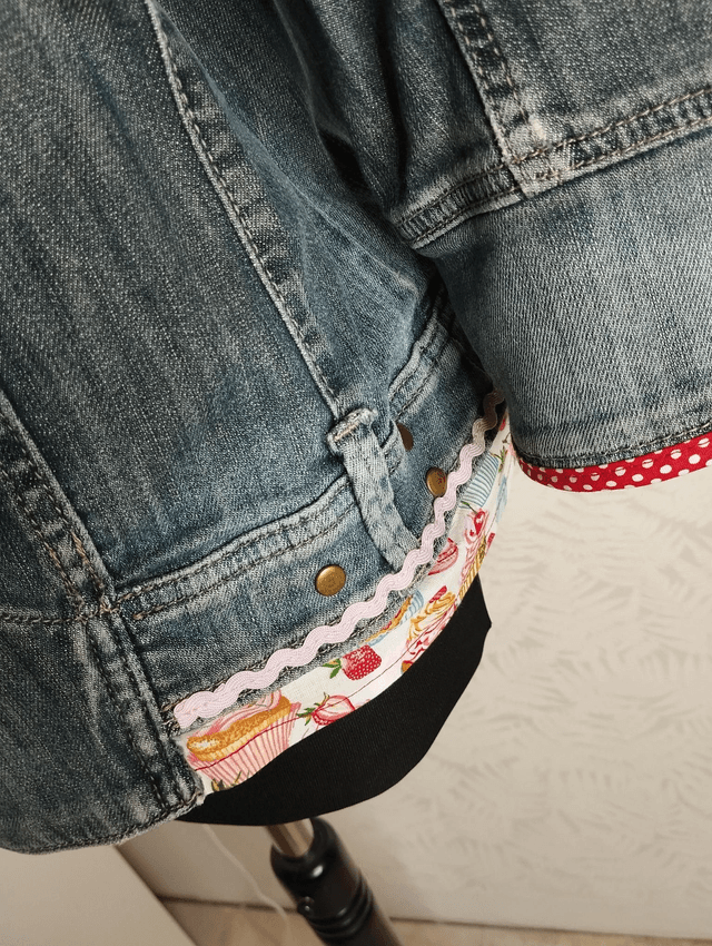Veste Jeans Customisée Cupcake T46