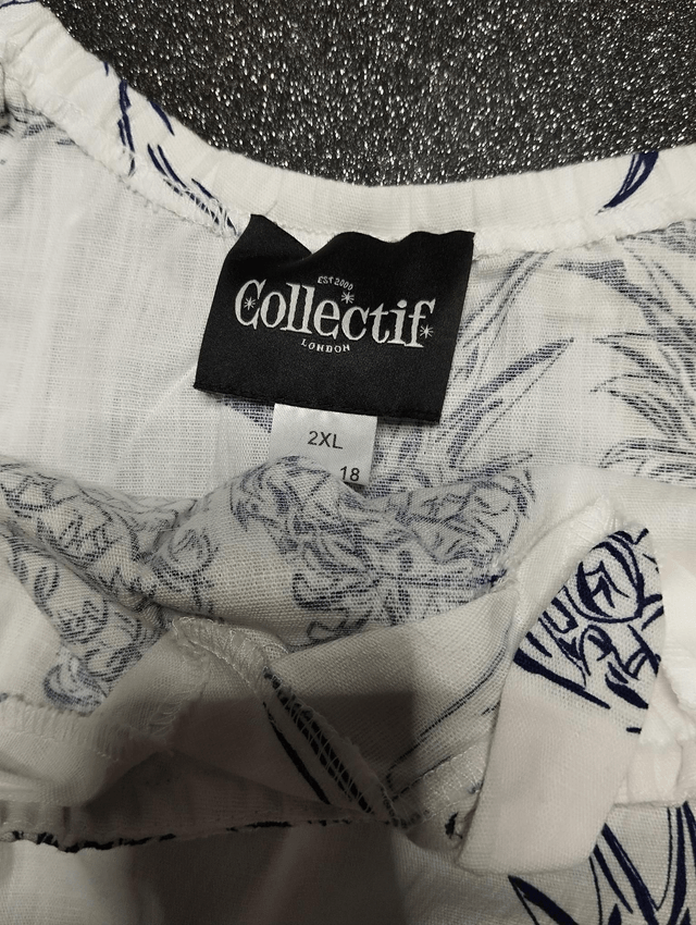 Blouse Collectif Lorena Ananas T44/46 ( Blouse Collectif Lorena Pineapple size 16/18 )